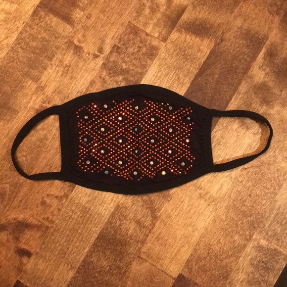 **LAST CHANCE! FREE! Gift w/ Purchase! NEW Black Face Mask w/ Orange Rhinestones - Picture 3 of 11